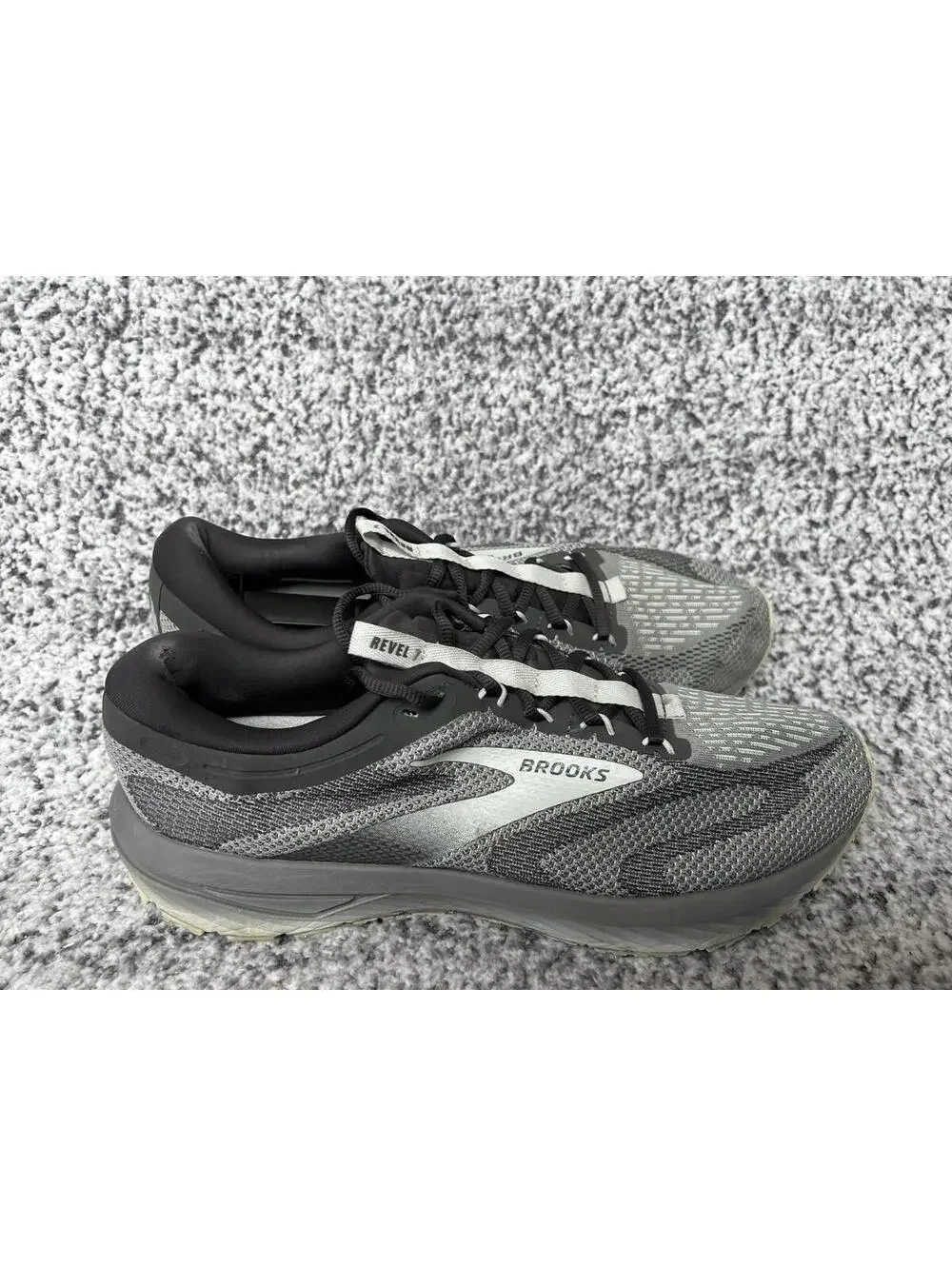 Brooks Revel 7 Running Shoes Mens 12 Gray Black Neutral Run Walk Preowned